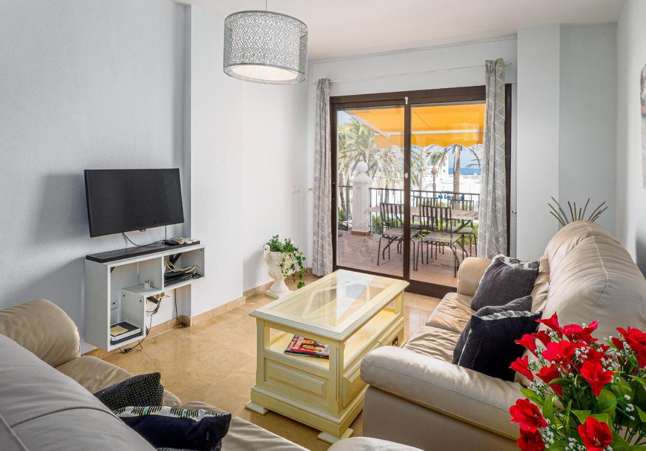 Frontline Beach Apartment Marina Real 5009 มานิลบา ภายนอก รูปภาพ
